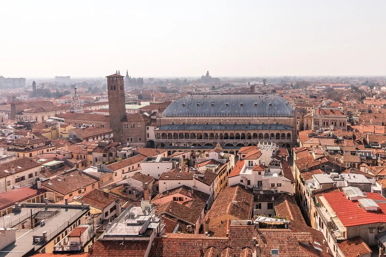 Padova Tower 13Th Floor Apartment