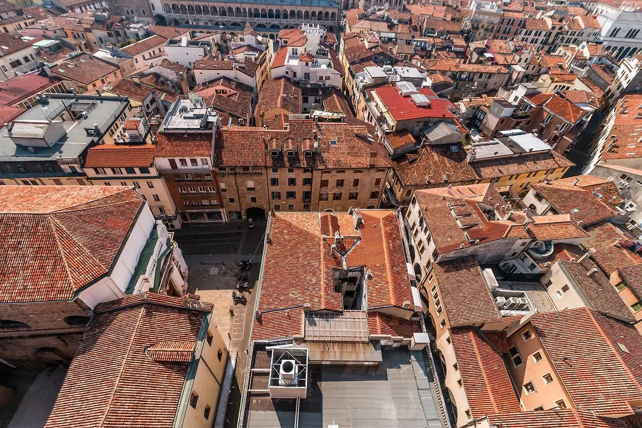 Padova Tower 13Th Floor Apartment