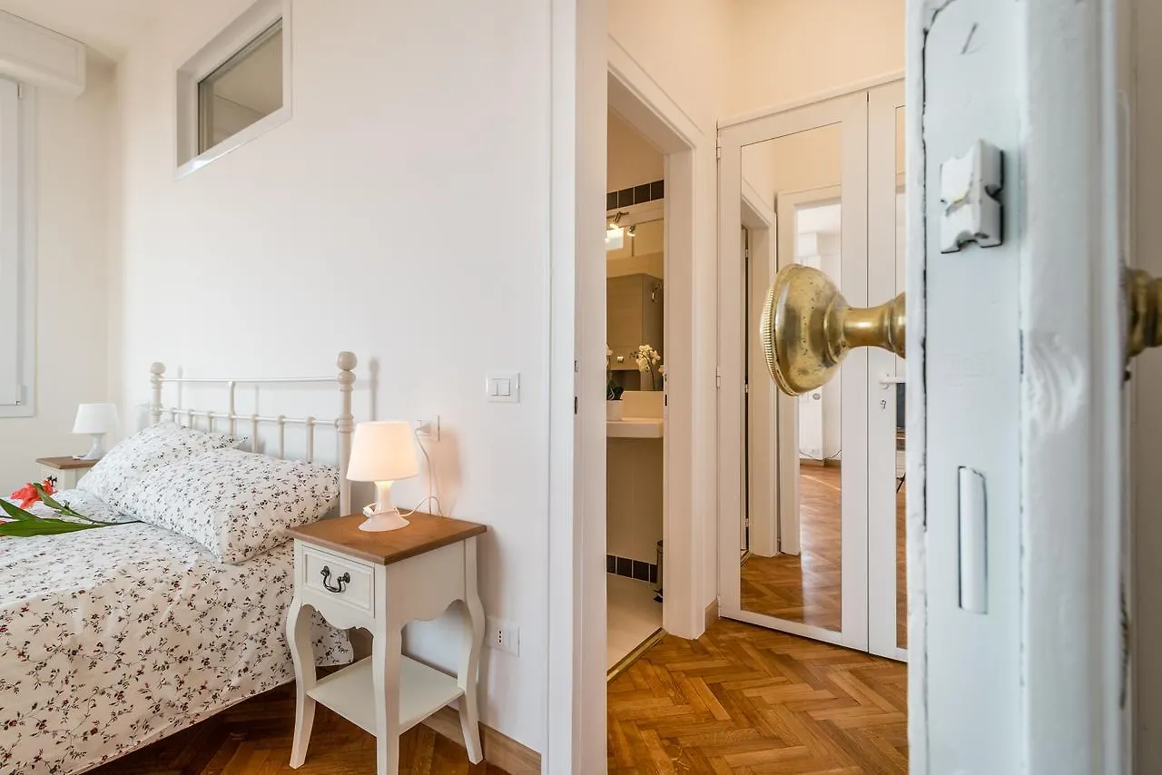 Padova Tower 13Th Floor Apartment